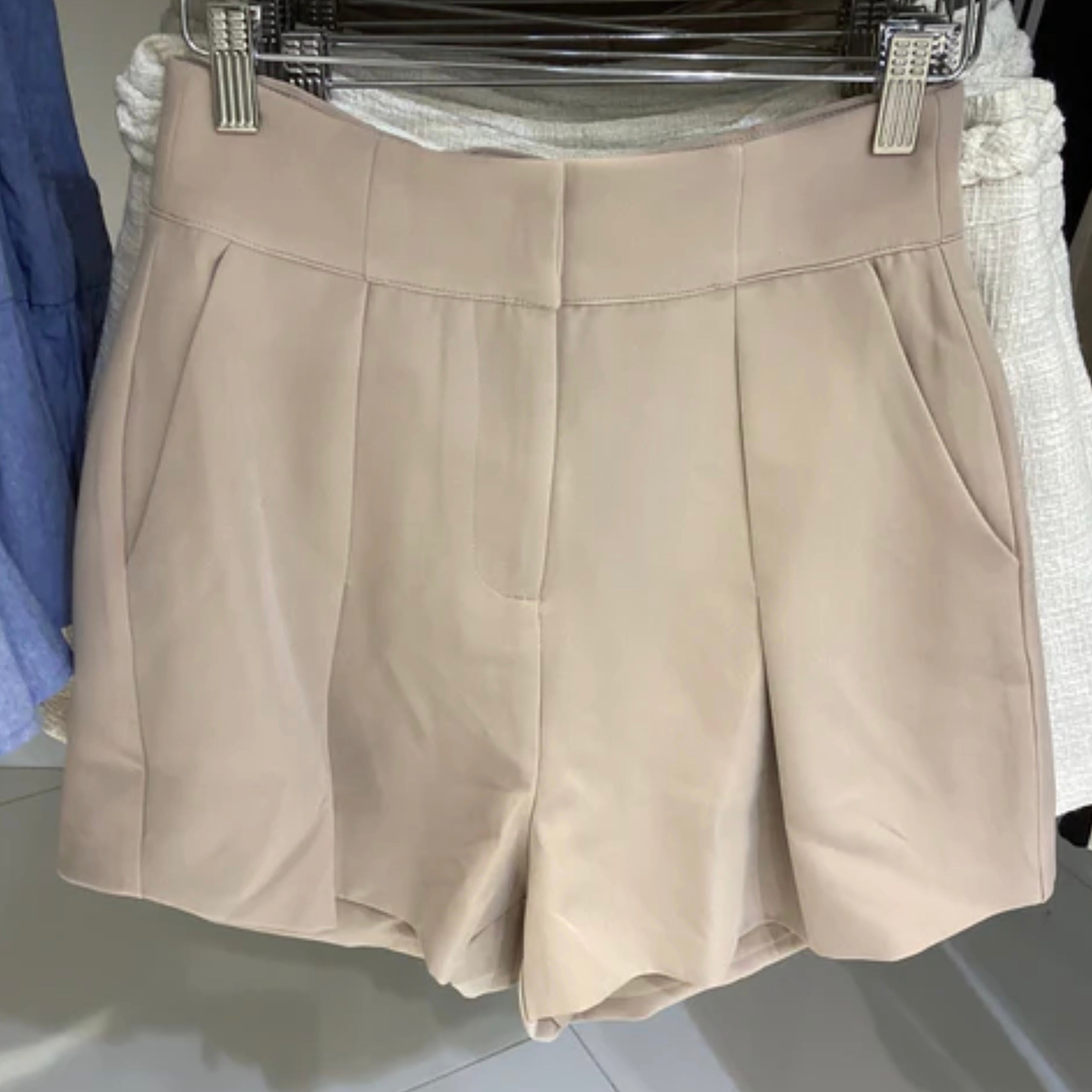 Flare short skirt