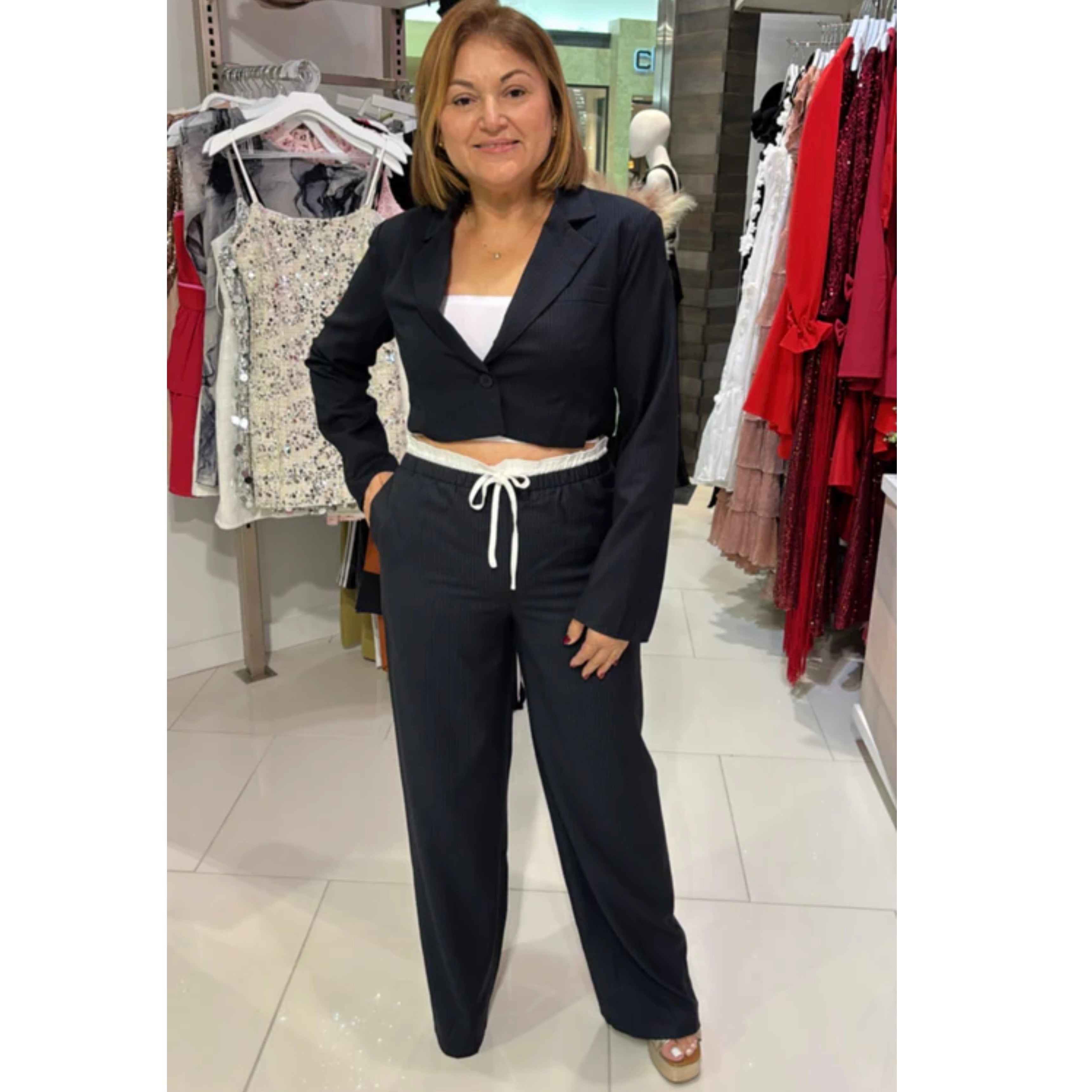Victoria set