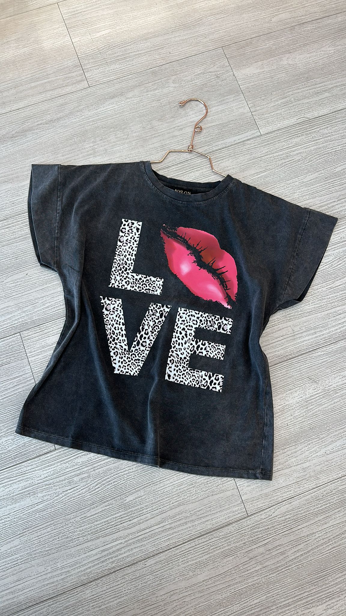 Love t shirt