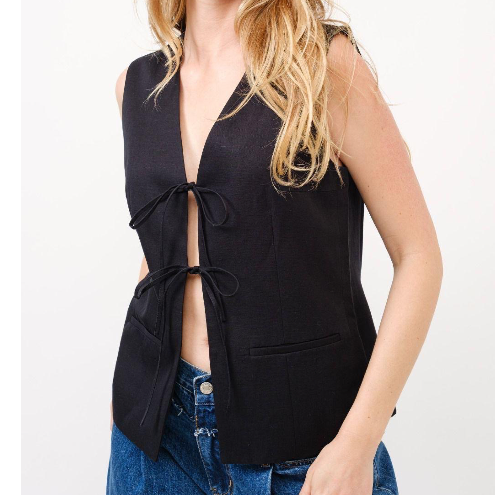 Tamara black vest